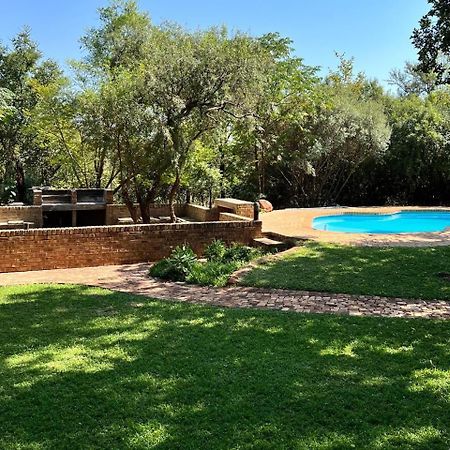 Featherwood Farm & Nyala Lodge Rayton Ngoại thất bức ảnh