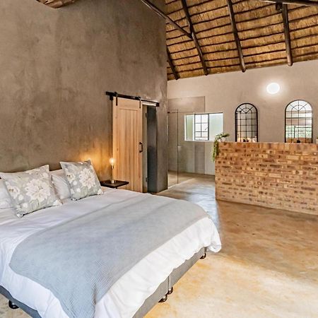 Featherwood Farm & Nyala Lodge Rayton Ngoại thất bức ảnh